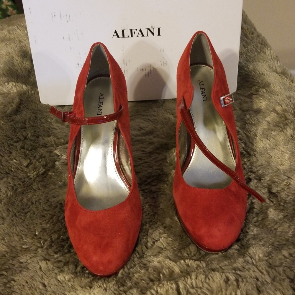 ALFANI SYSSYRED pumps